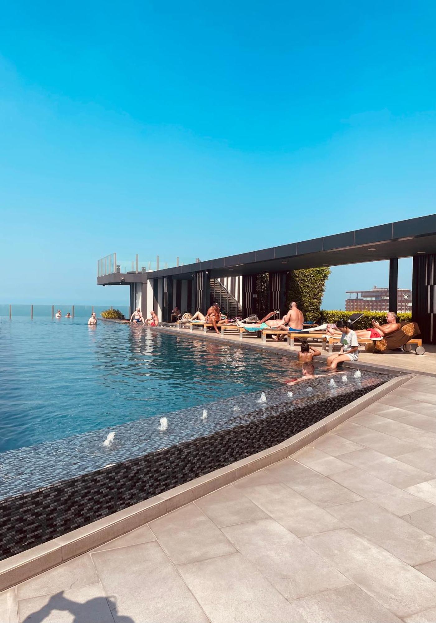 The Base 1 Bed 1 Bath Apartman Pattaya Kültér fotó