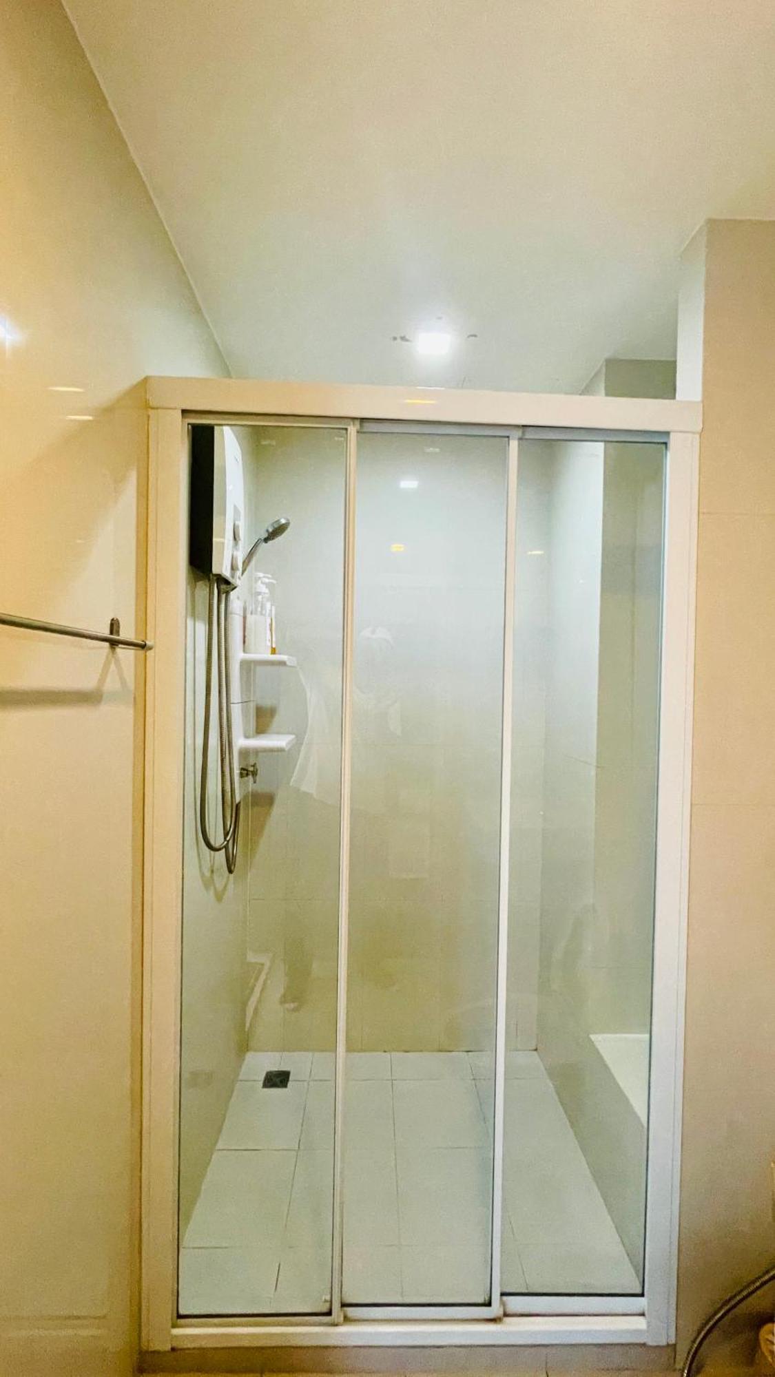 The Base 1 Bed 1 Bath Apartman Pattaya Kültér fotó