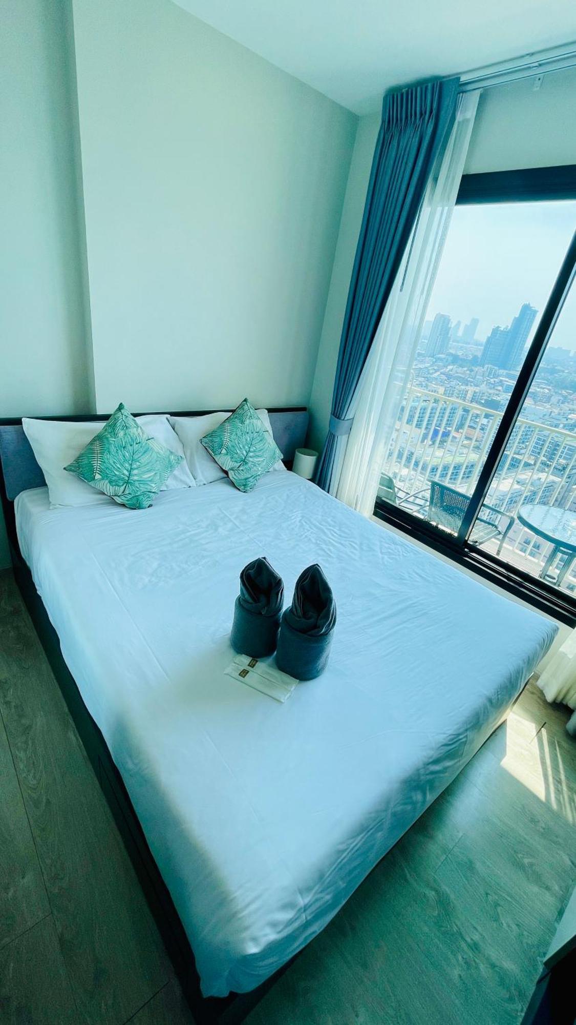 The Base 1 Bed 1 Bath Apartman Pattaya Kültér fotó